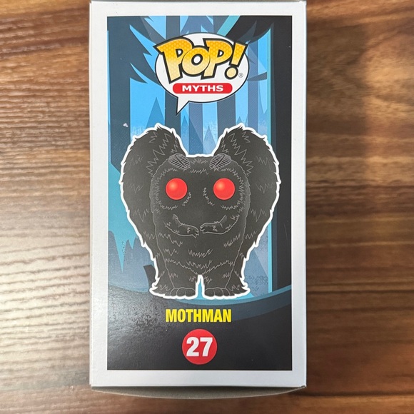 Funko Pop Myths Mothman with Red Eyes - Picture 4 of 7